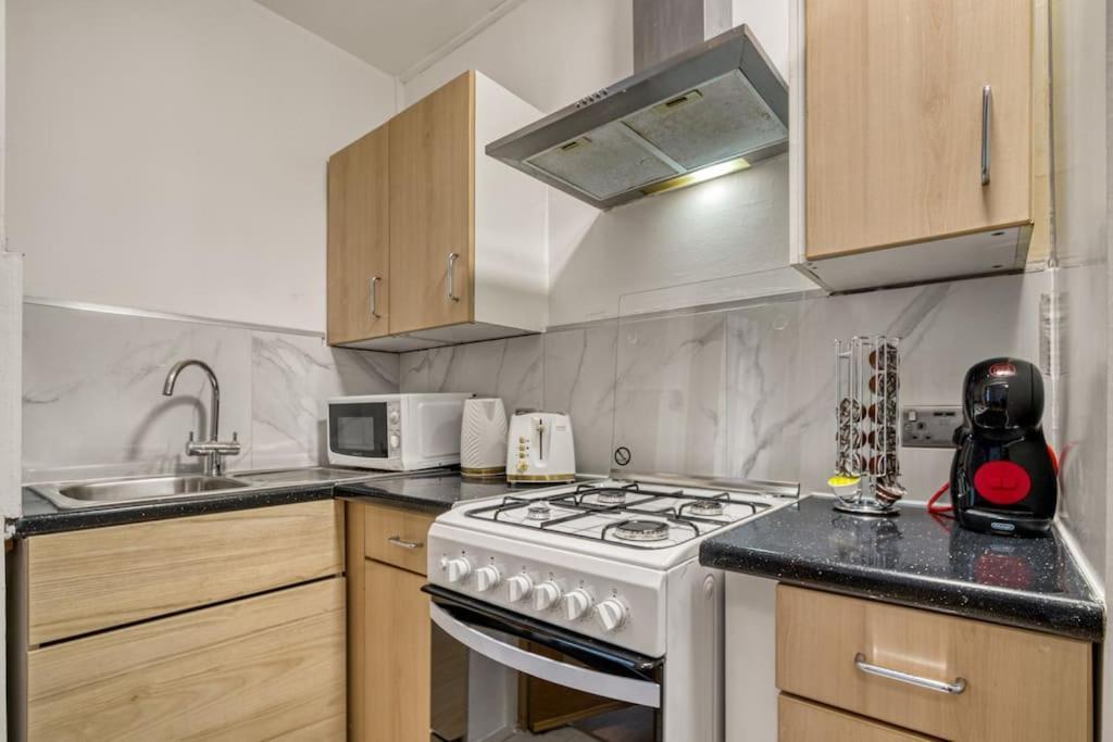Apartmán Cosy 2Br Retreat Near Paddington Station Londýn Exteriér fotografie