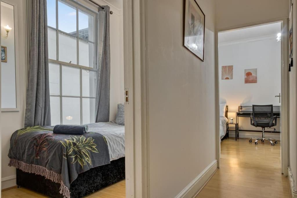 Apartmán Cosy 2Br Retreat Near Paddington Station Londýn Exteriér fotografie